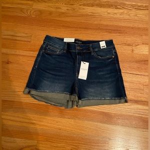 Judy Blue mid rise shorts size XL new with tags.